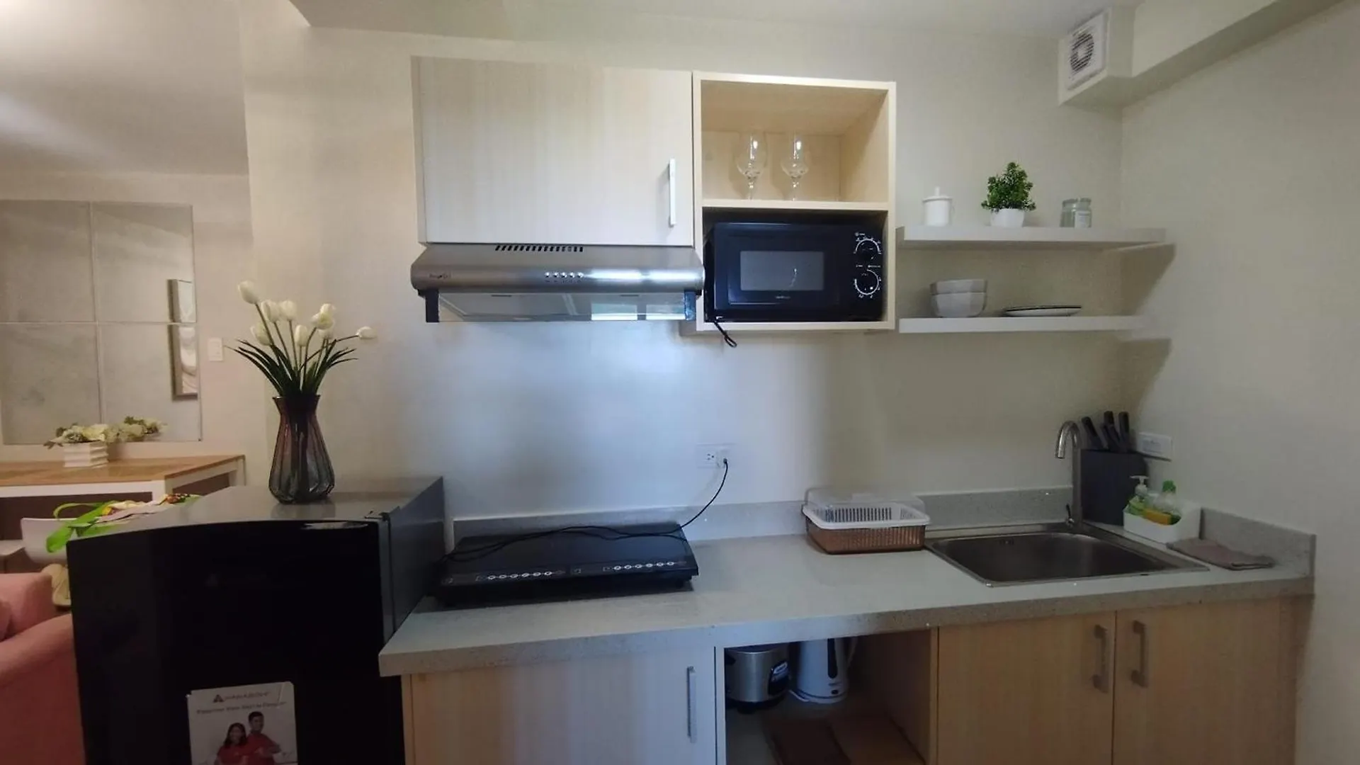 Homey 2 Bedroom Condo Unit At Seawind Near Davao International Airport 0*,  Filippine
